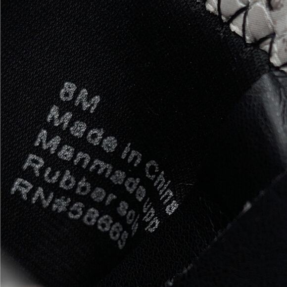 Abound Erinn Pointed Toe Heel Boot Women's Ivory Snake Size US8M EU38.5 - Picture 7 of 11